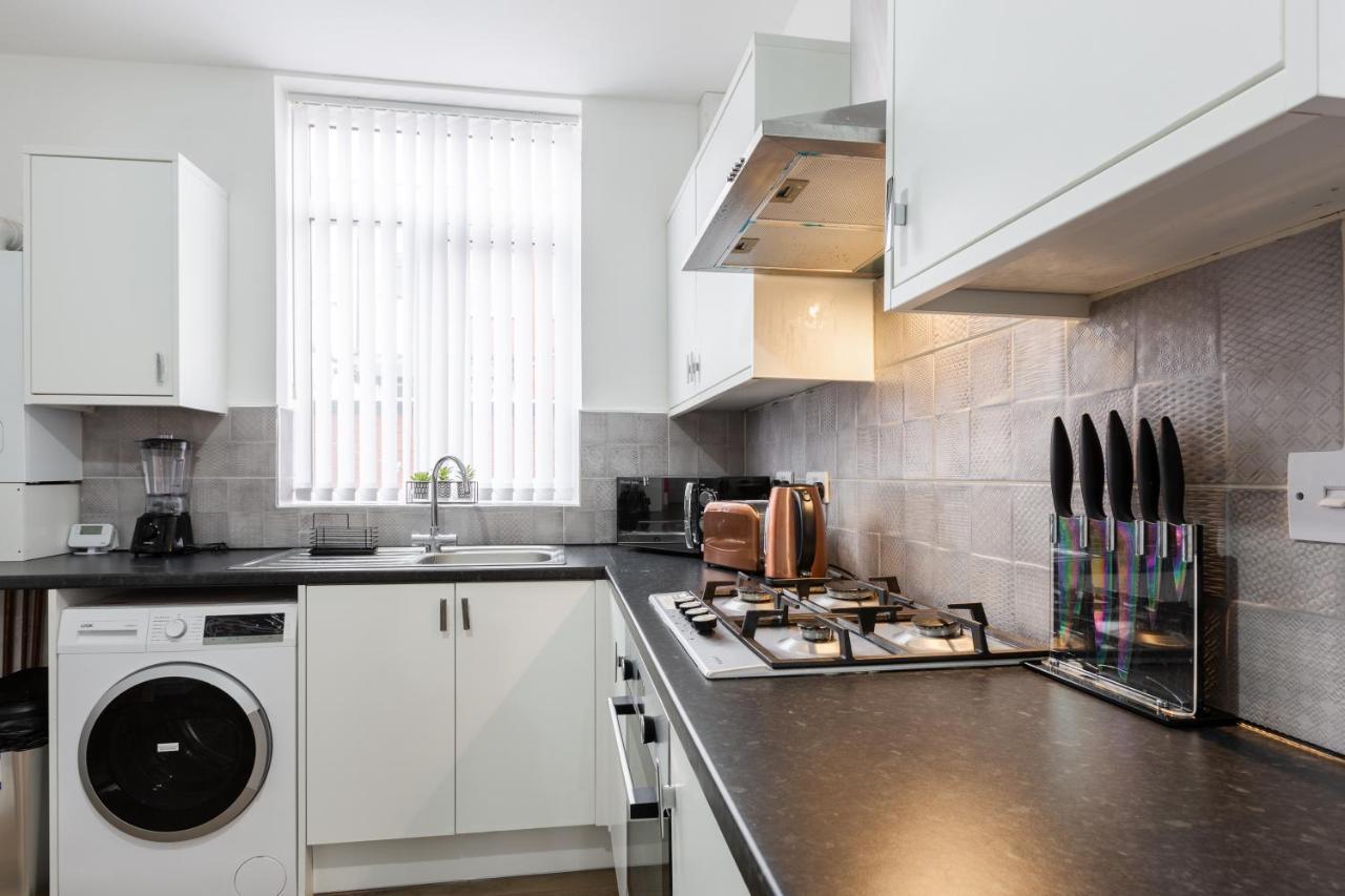 Clayton House - Spacious Home Near Etihad Stadium Manchester Exterior foto